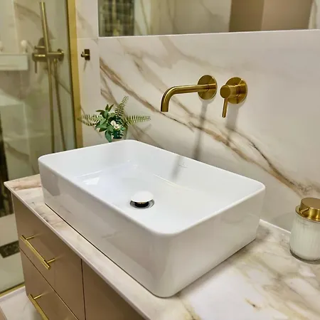 Apartament Cavalli - Free Parking Included Wrocław