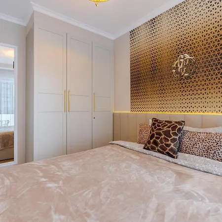 Cavalli - Free Parking Included Apartament Wrocław
